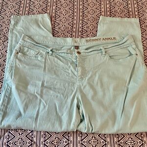 NY&Co Light Blue Skinny Ankle Jeans - Size 18